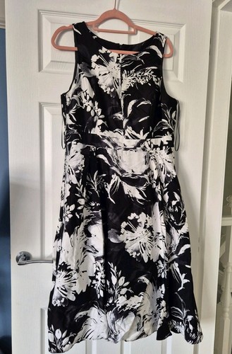 Bhs black white floral fit - bhs,