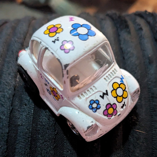 Volkswagen beetle diecast car - volkswagen,