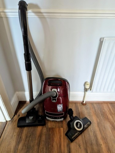 Miele cat dog vacuum - c3,
