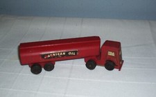 Vintage  Wooden American Oil 2