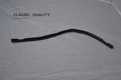 Jaguar etype series 2 - series, sill