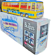 THE BEATLES MAGICAL  MYSTERY TOUR COACH BUS (Bedford VAL) BOXED. Corgi Classics