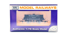 DAPOL 00 GAUGE - THE BURNDEN TAR CO RECTANGULAR TANK BOLTON (LIMITED EDITION)
