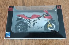 New-Ray 1:12 Scale Diecast . MV Augusta F4, red/ silver. Model motorbike.