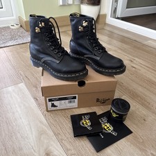 Dr Martens size 5 black