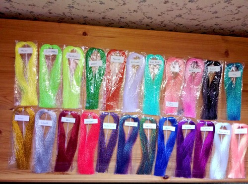 Fly tying crystal flash - tying,