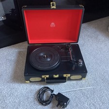 GPO Soho Suitcase Record Vinyl Player  Black & Red Felt + Power Supply Working 