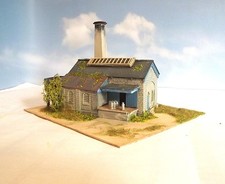 N gauge model railway building