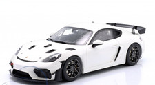 PORSCHE 718 CAYMAN GT4 RS