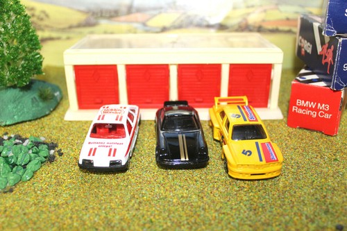 Corgi bay garage opening - corgi, 4