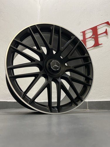 Genuine amg mercedes - 1x,