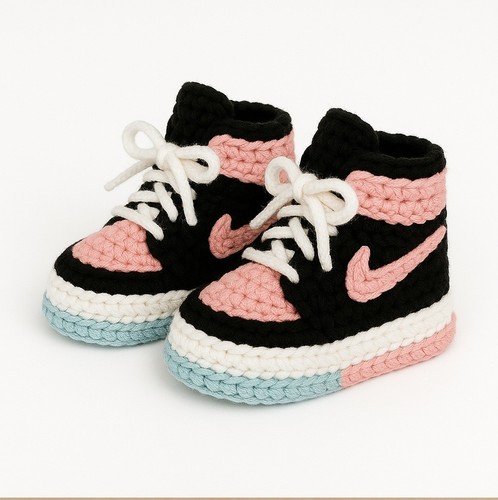 Crochet amigurumi baby shoes - baby,