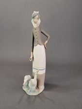 Vintage Lladro "GIRL WITH