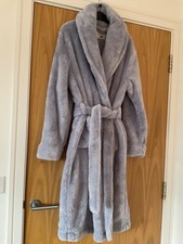 F&F ladies dressing gown, size Medium, blue