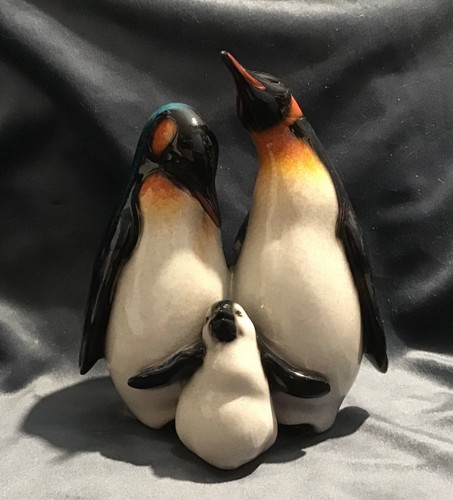 Aynsley china penguin family - china,