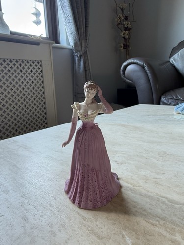 Coalport figurine beau monde - coalport,