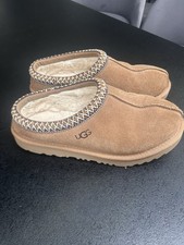 ugg tazz size 2.5 kids