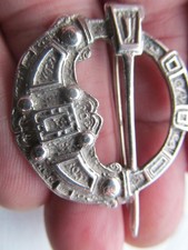 IONA Sterling Silver Iona Brooch. 9.2g. 32mm