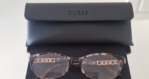 Guess women reading - reading, glasses