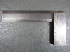 Vintage 6" bevel edge steel engineers square tool No 401 by Moore & Wright