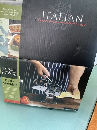 Pasta maker spaghetty - pasta, roller