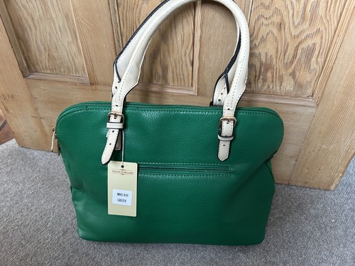 Brand new emerald green - new,