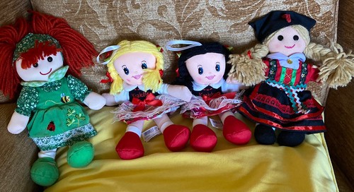 Polish traditionally dressed - 4,
