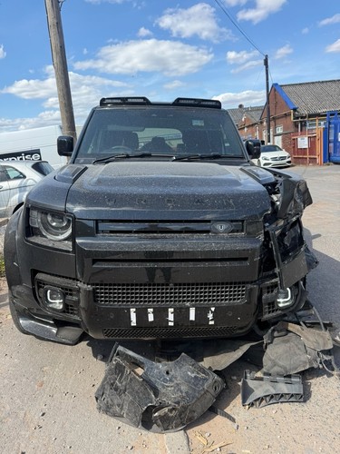 Land rover defender - land,
