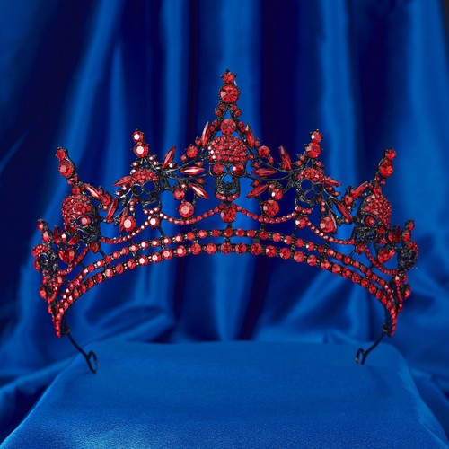 Gothic skull crown halloween - skull,
