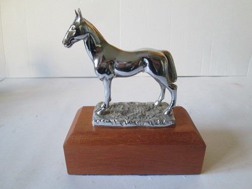 Desmo horse car mascot hood - desmo,