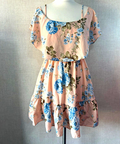 Women pink blue green - pink,