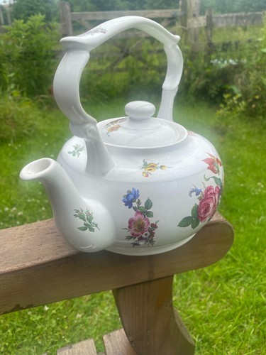 Arthur woods victoriana kettle - arthur,