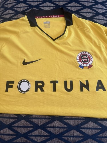Sparta prague 2008 away - 2008-09,