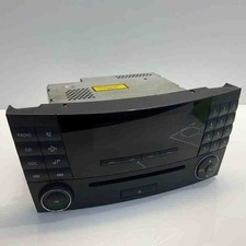 Mercedes-Benz E W211 Music