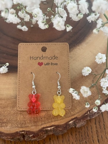 Red yellow gummy bear - &,