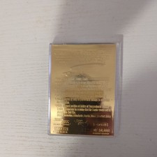 1995 Star Trek TNG Jean-Luc Picard Gold Sculptured Card