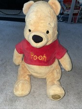 Disney Store Exclusive Winnie