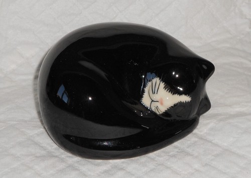 Quail pottery cat - cat, figurine