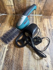 BOSCH Isio Cordless Shrub Shear with Metal Box & Charger