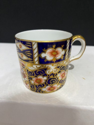 Royal crown derby - crown,