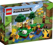 LEGO Minecraft: The Bee Farm