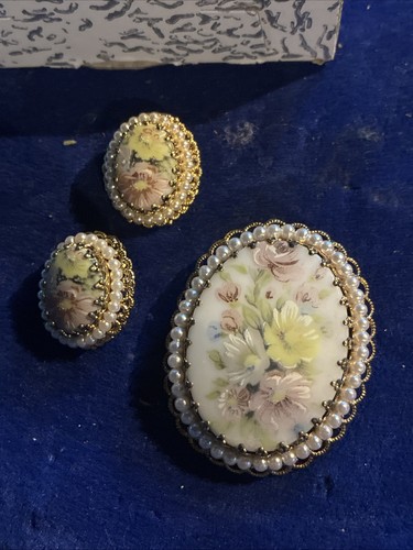 Porcelain handpainted earrings - porcelain,