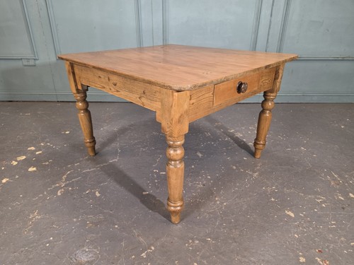 Farmhouse pine table - farmhouse,