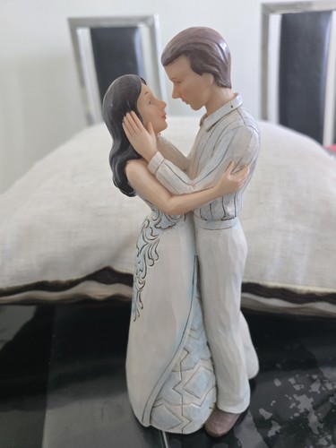 Jim shore embracing couple - jim,