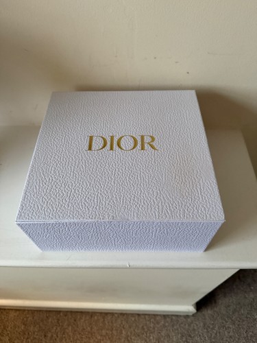 Dior white textured gift box - dior,
