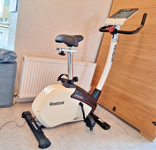 Reebok jet 100 upright - jet,