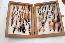 7"X 5"  Hardwood Fly box with 45+double/treble hook modern Salmon flies  (64)