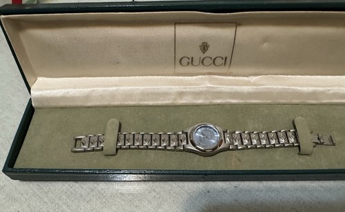Gucci 5000l women quartz - 5000l, women's
