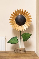Hand Made Wooden Sunflower With Base Home Garden Ornament Decoration