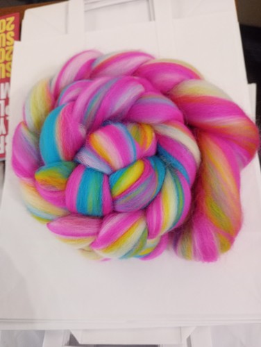Combed wool top - top, naughty